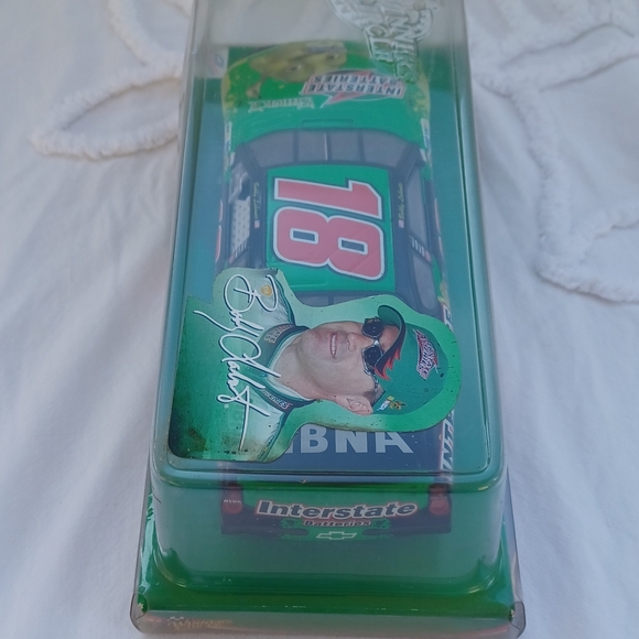 Nascar #18 2004 Bobby Labonte Interstate Batteries Chevy Pontiac Shrek 2 - Picture 11 of 14
